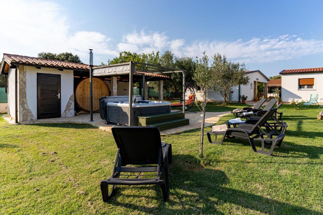 PUY Holiday Home Kerniat מראה חיצוני תמונה