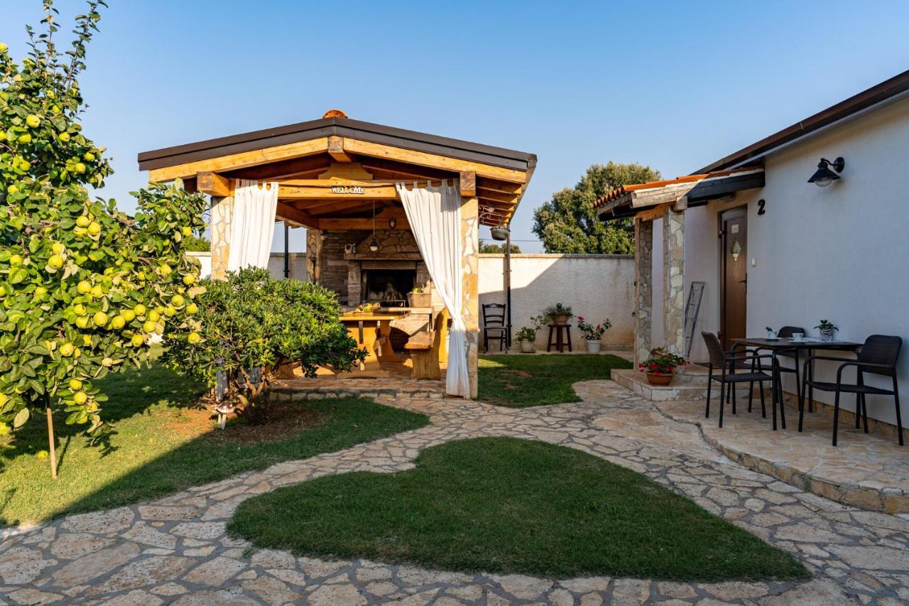 PUY Holiday Home Kerniat מראה חיצוני תמונה