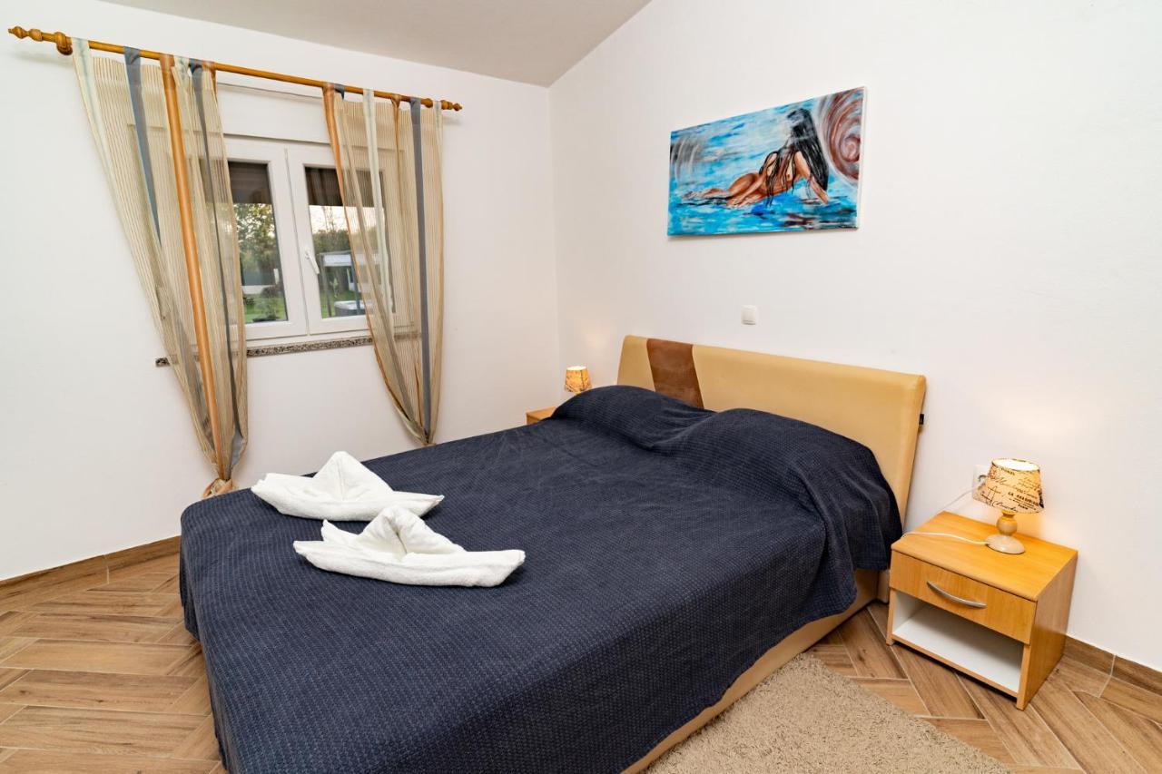 PUY Holiday Home Kerniat מראה חיצוני תמונה