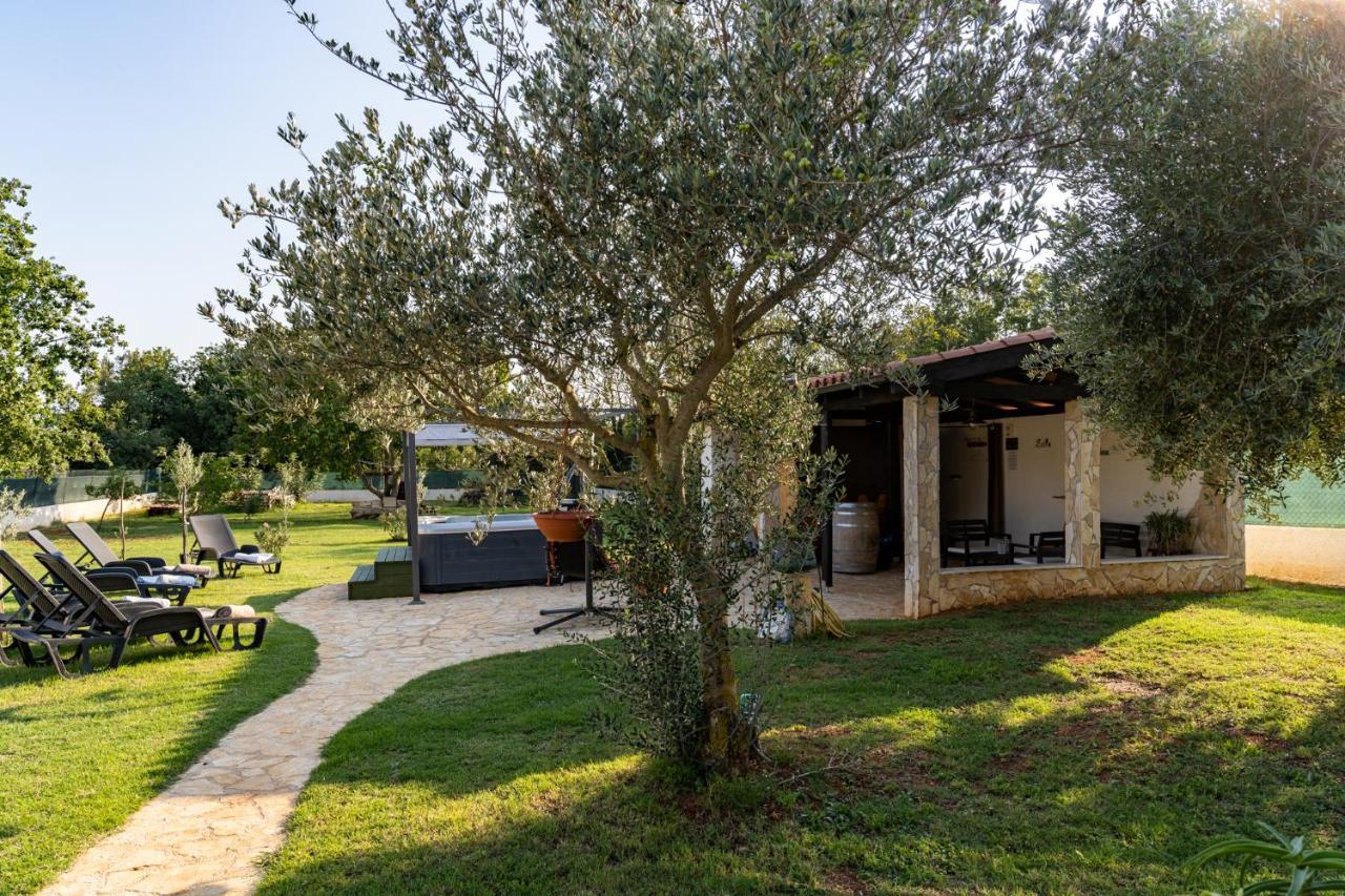 PUY Holiday Home Kerniat מראה חיצוני תמונה
